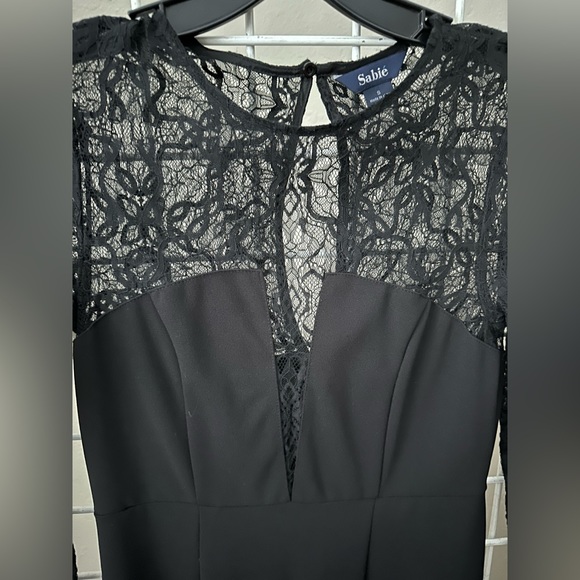 Sabie black dress with lace detail - Picture 6 of 7